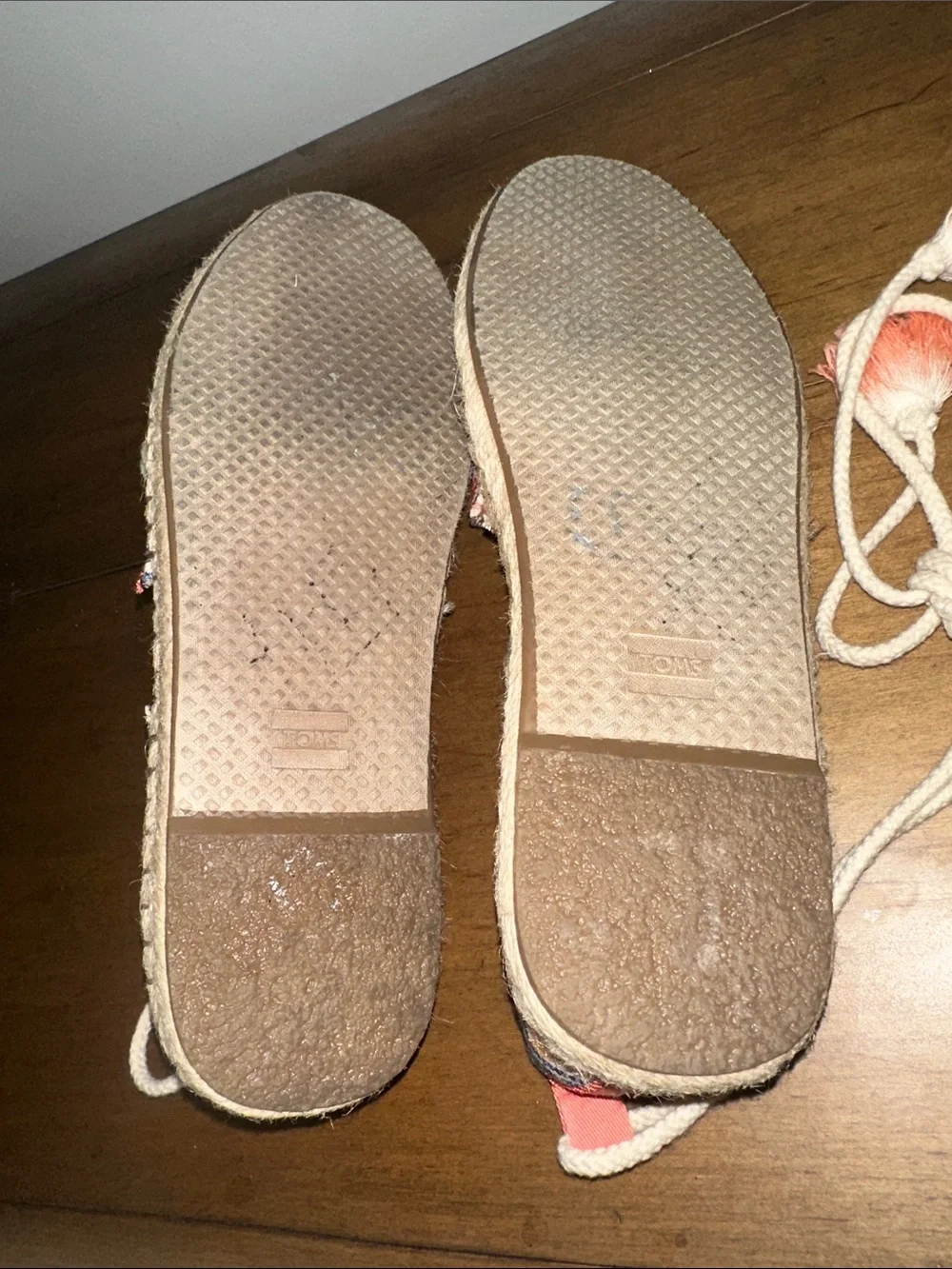 TOMS Katalina Geo Embroidered Espadrilles Flats, Size 9
